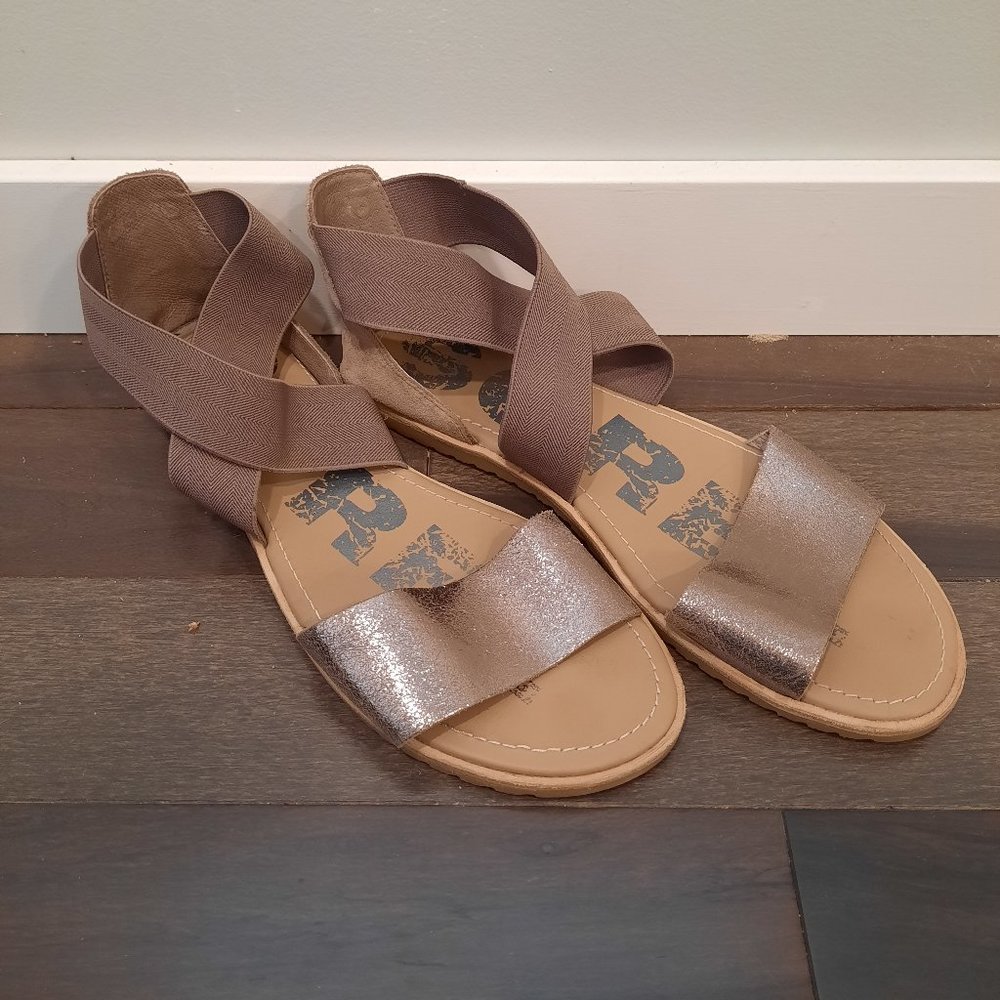 Sorel Ella Taupe Metallic Sandals